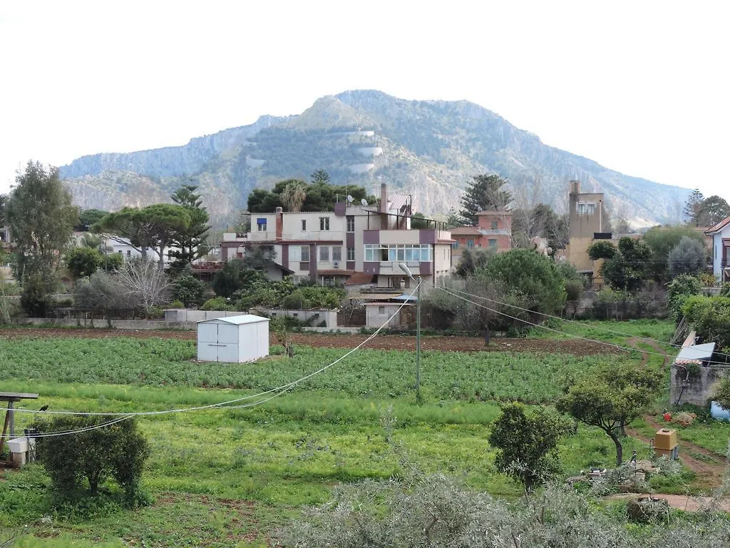 Bed And Breakfast Il Girasole Mondello 3*,